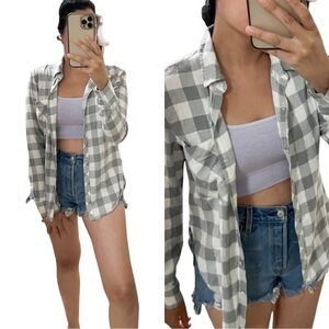 AERIE Gray Silver White Metallic Buffalo Plaid Check Flannel Shirt Top Small